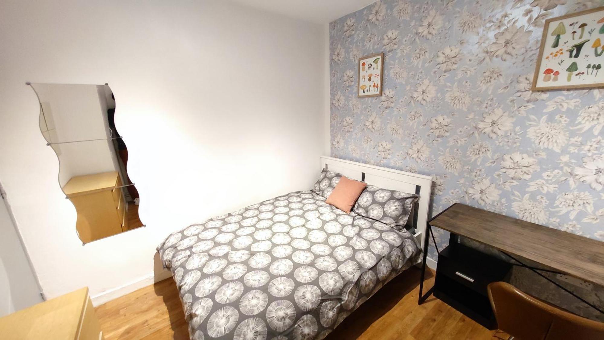 Spacious Flat With 2 To 3 Bedrooms In Central London Ngoại thất bức ảnh